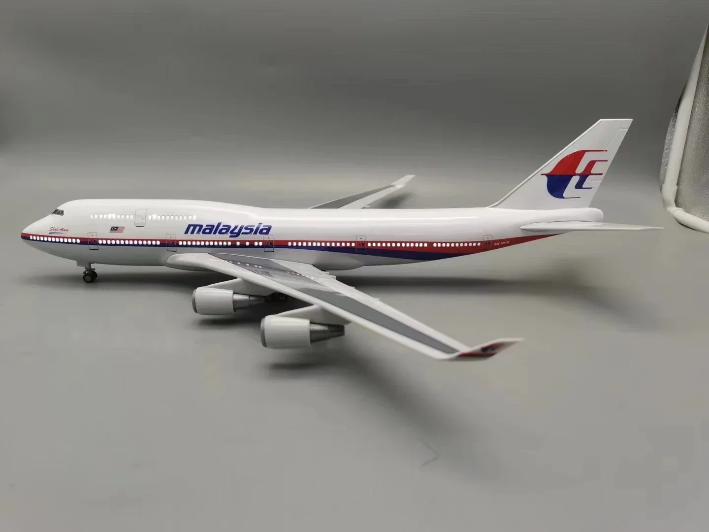 Home Decor Malaysia - B747 말레이시아 항공 1/150 스케일 47cm