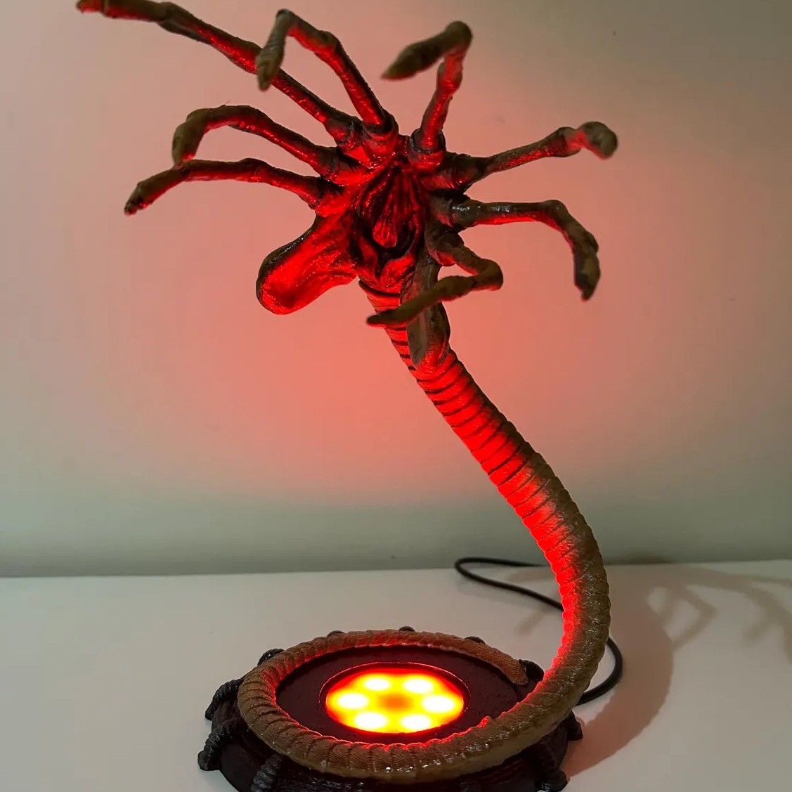 외계인 페이스허거 램프 야간 조명, LED 조명이 있는 - Home Decor Lamp 리뷰 및 가격